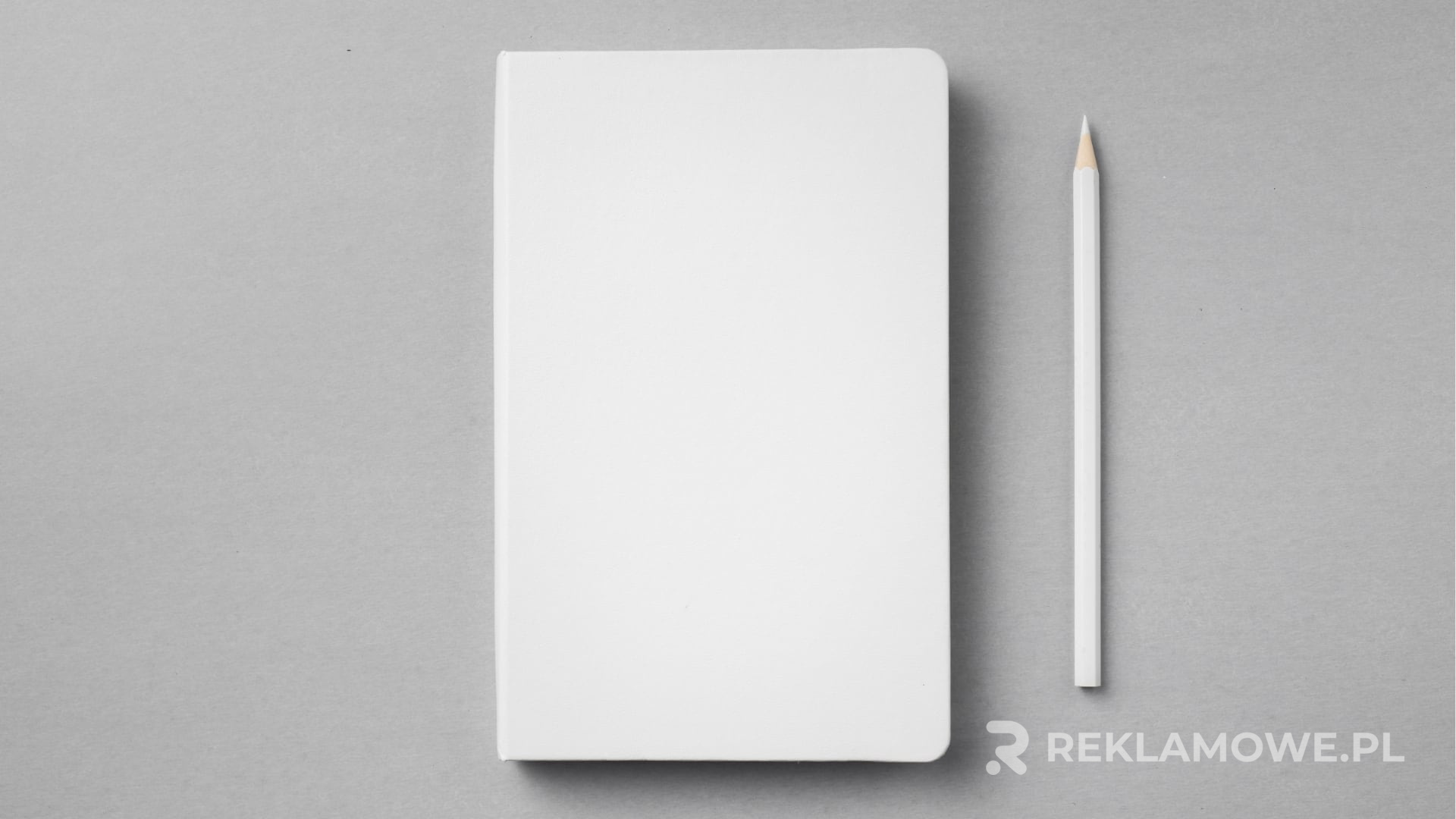 Kolorowe notesy reklamowe przyciągające uwagę