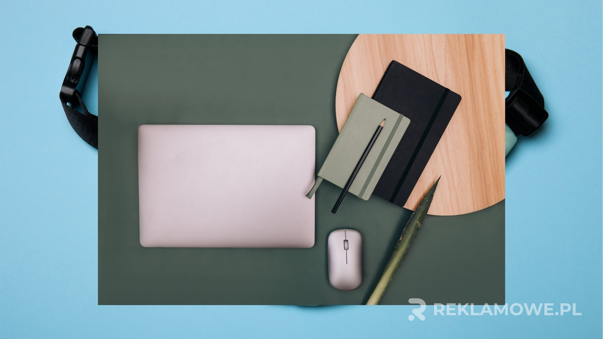 Notes reklamowy na biurku