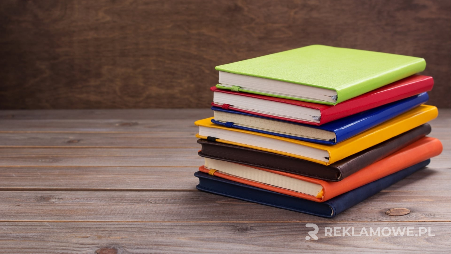 Reklamowy notes – idealny pomysł na prezent firmowy Notes reklamowy jako prezent firmowy